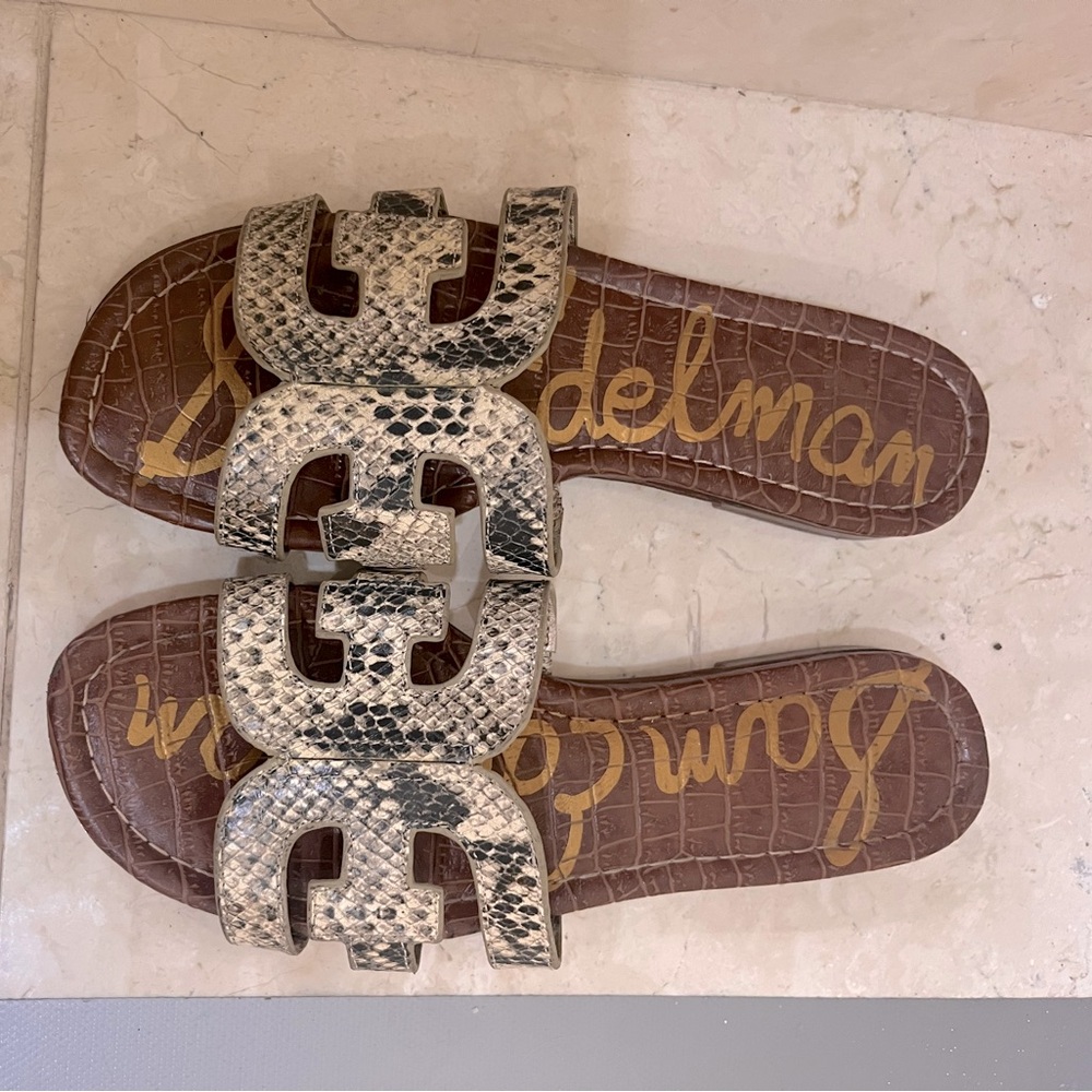 Good Condition Snake Skin Print Slides, Extremely… - image 1